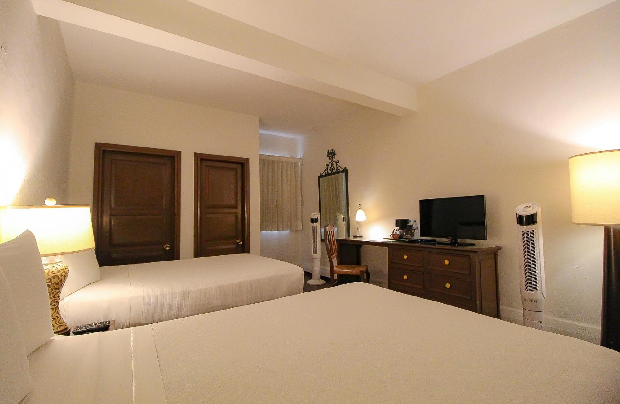 Hotel Casino Morelia Luaran gambar