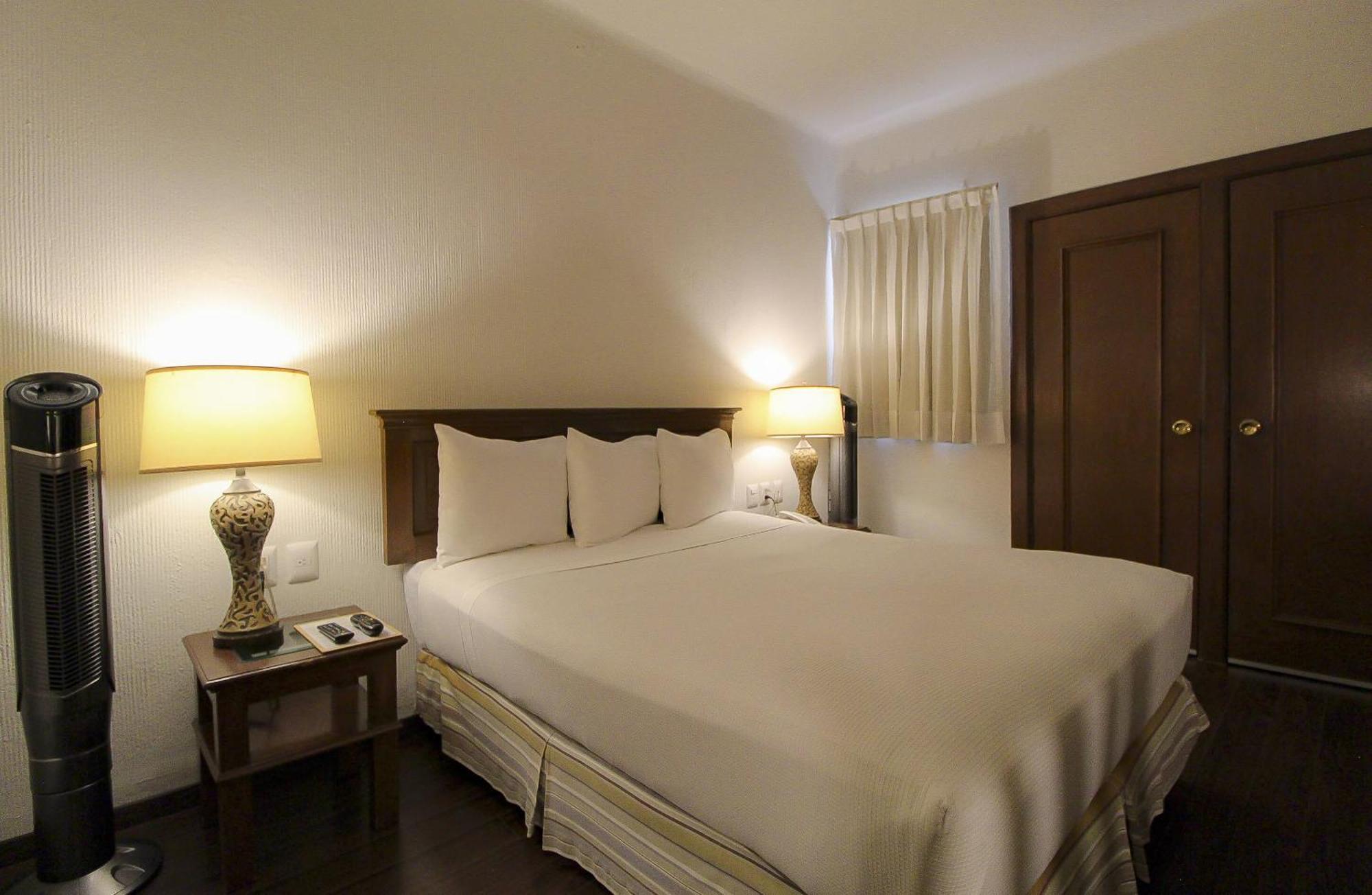 Hotel Casino Morelia Luaran gambar