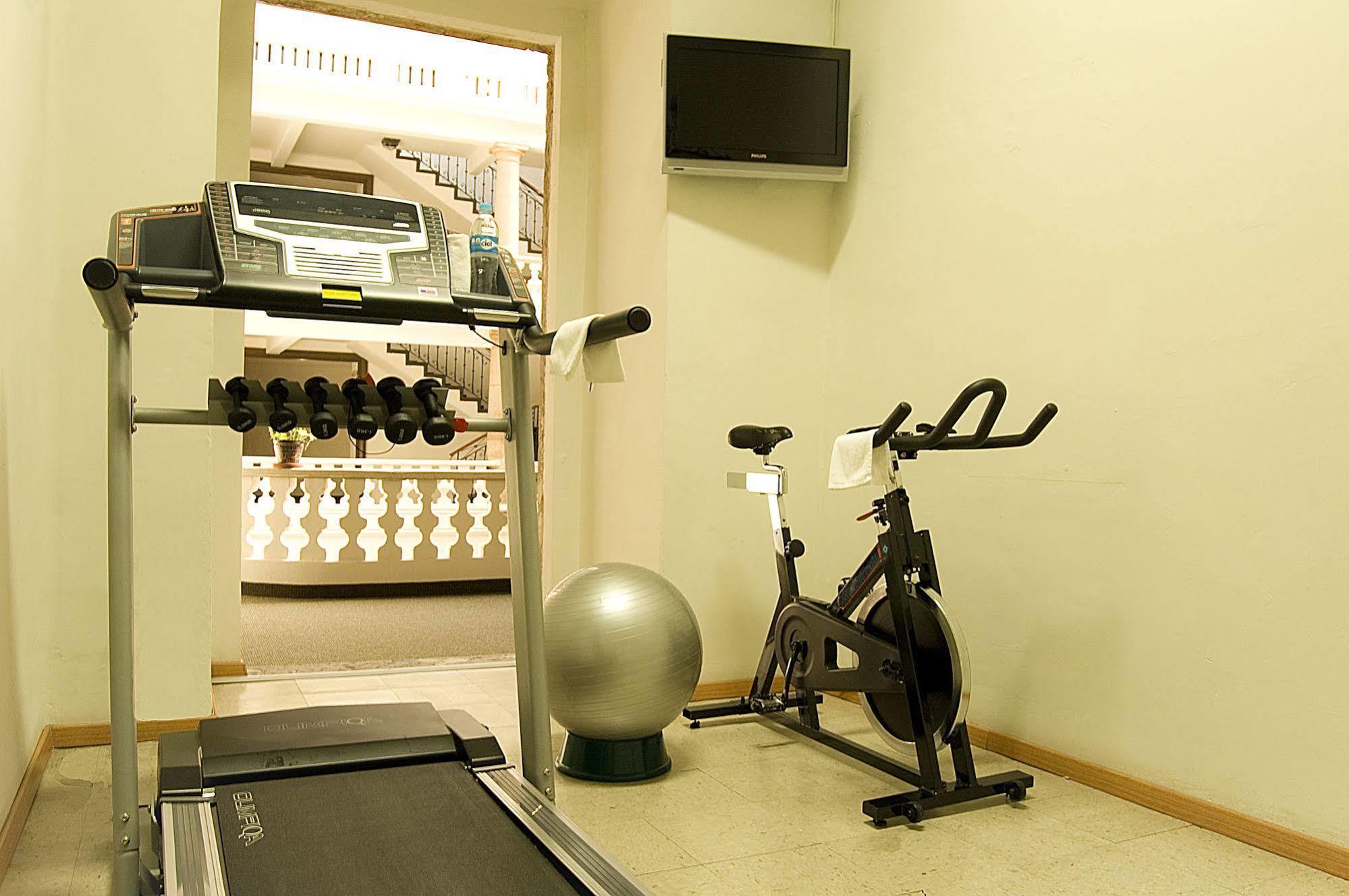 Hotel Casino Morelia Luaran gambar